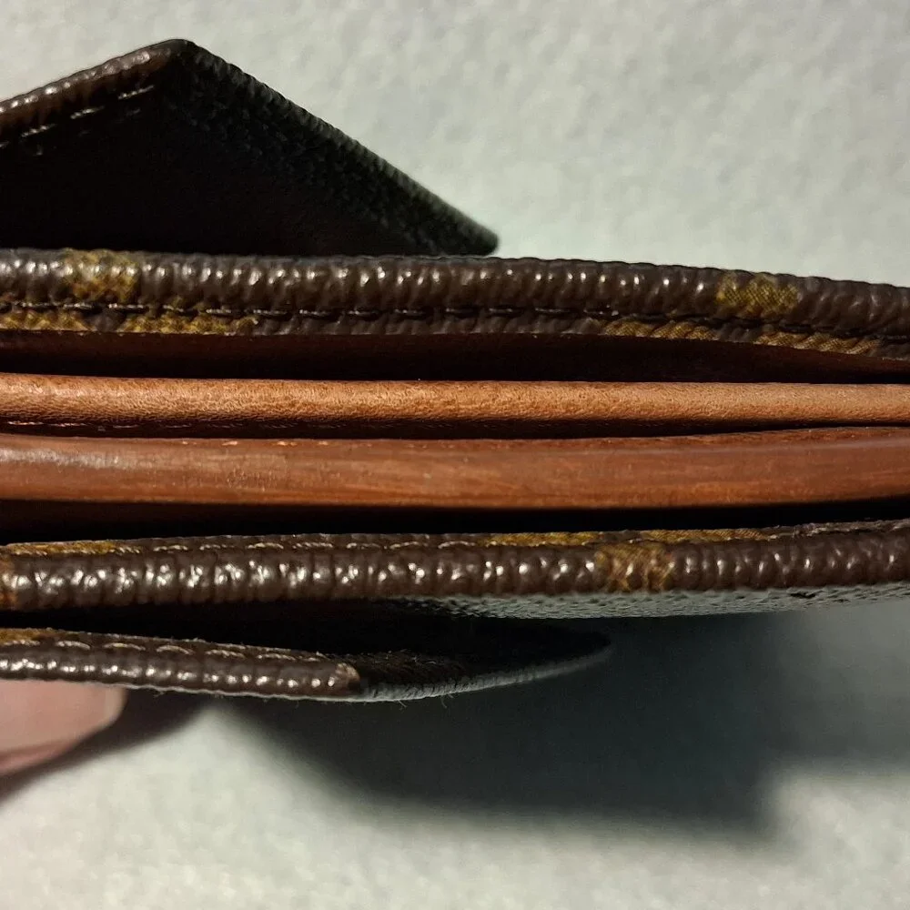 Louis Vuitton 1989 Elise Trifold Wallet Stamp 8905 AN with COA - Picture 10 of 16